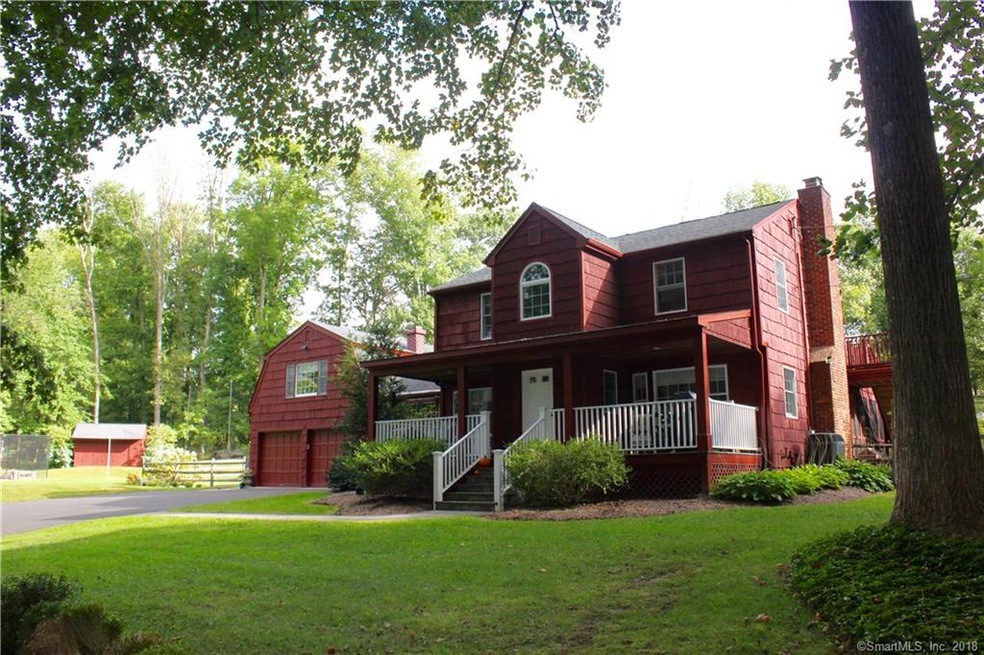 44 Great Oak Ln, Redding, CT 06896 - photo 1