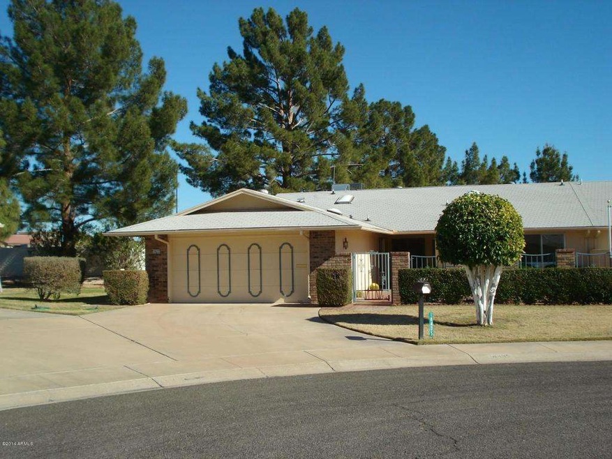 18435 N 101st Dr, Sun City, AZ 85373 - photo 1