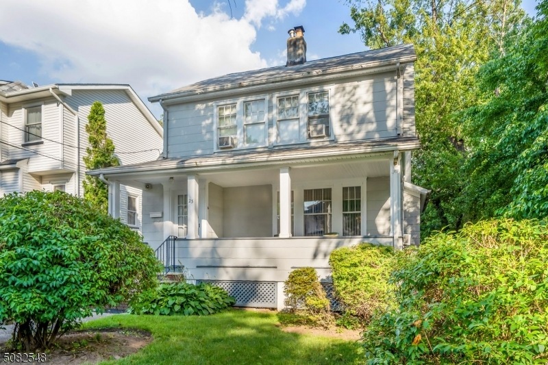 23 Bradford Place, Passaic, NJ 07055 - photo 1