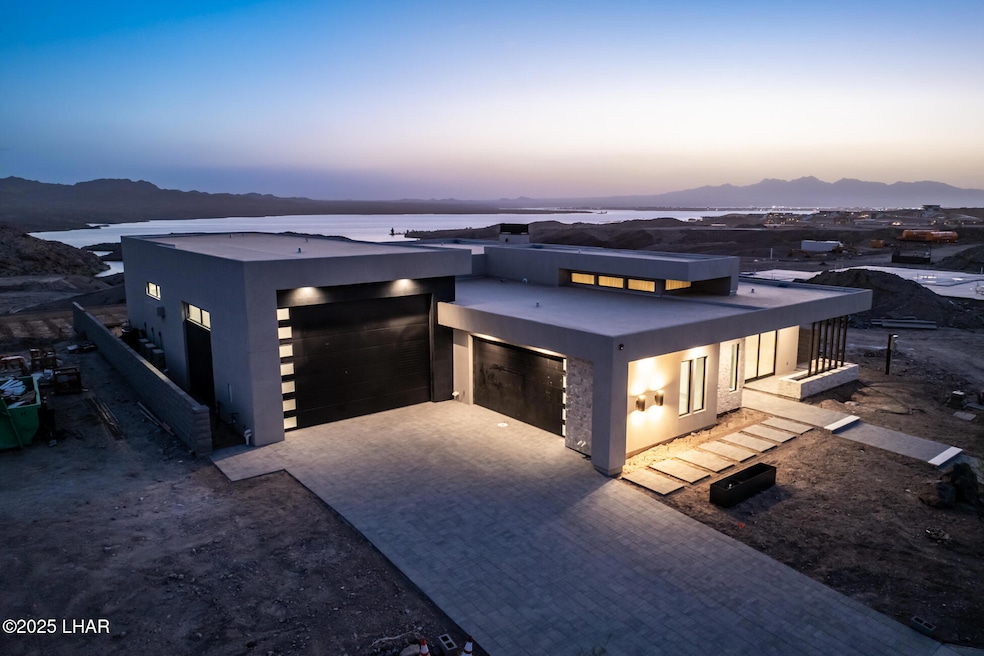 For Sale $3,500,000 • Co-Listing Agent
