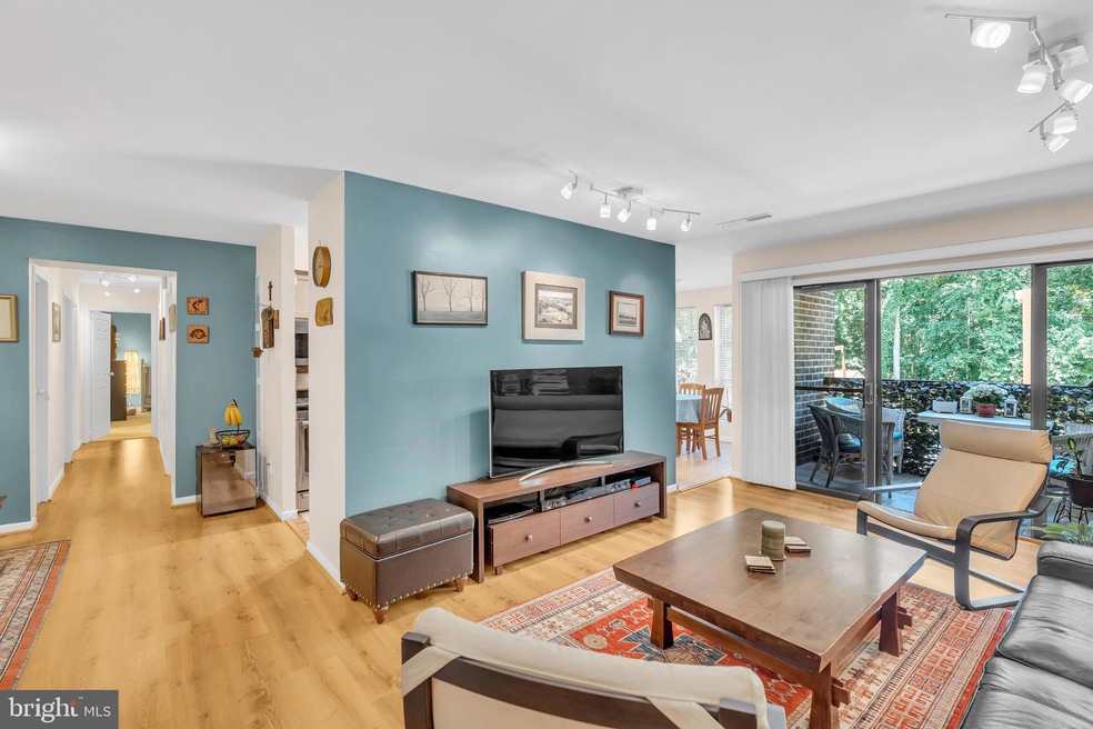 Chestnut Grove Condominiums unit 162, Reston, VA 20190 - photo 1