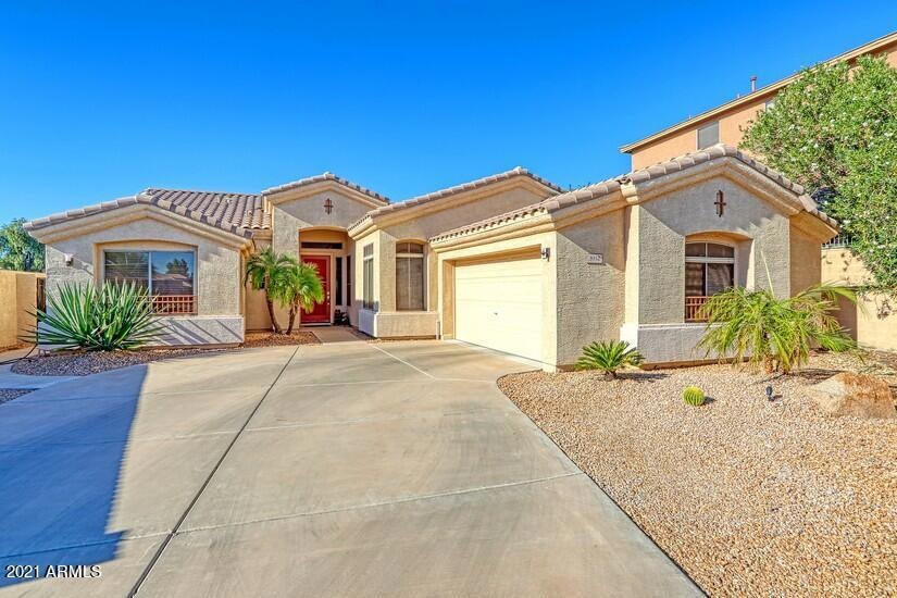 3932 W Range Mule Dr, Phoenix, AZ 85083 - photo 1