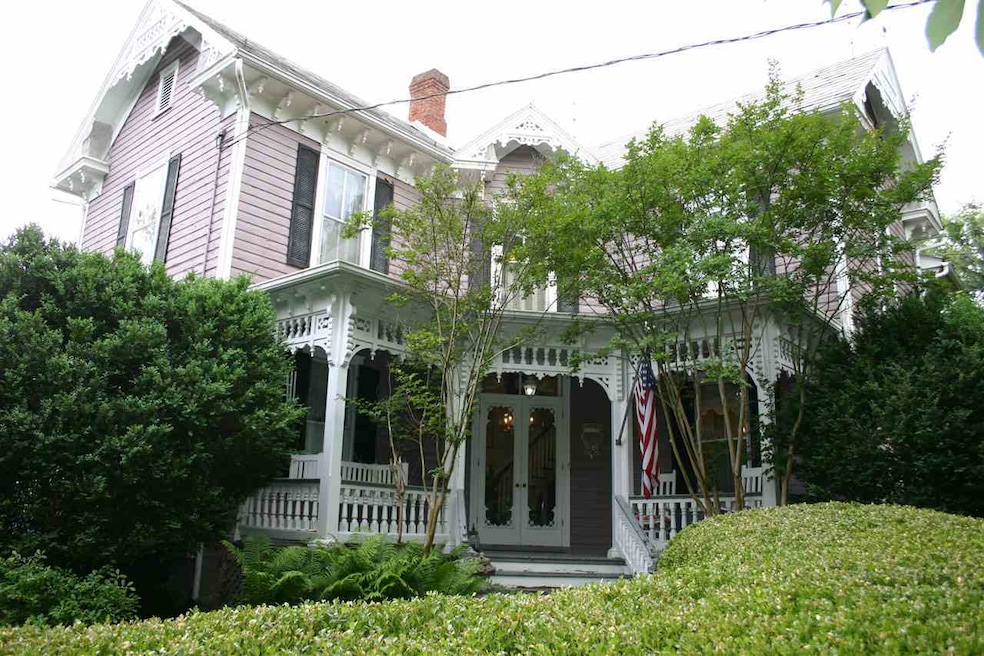 1224 Keezletown Rd, Weyers Cave, VA 24486 - photo 1