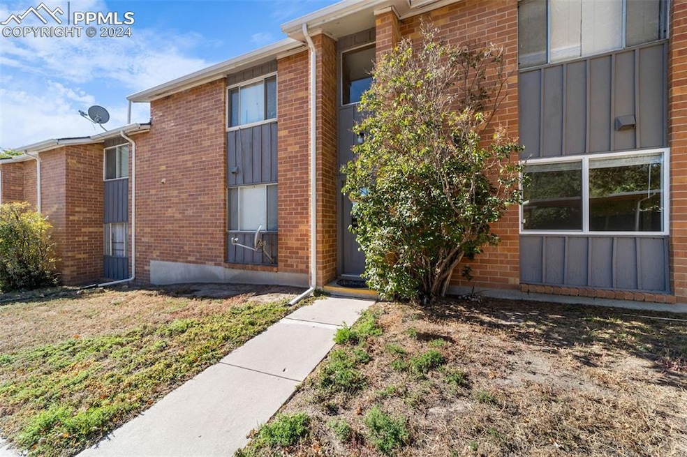 Sold $150,000 • Co-Listing Agent