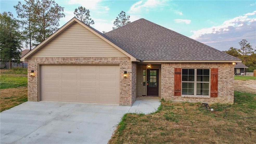 4450 Hathern Dr, Pineville, LA 71360 - photo 1