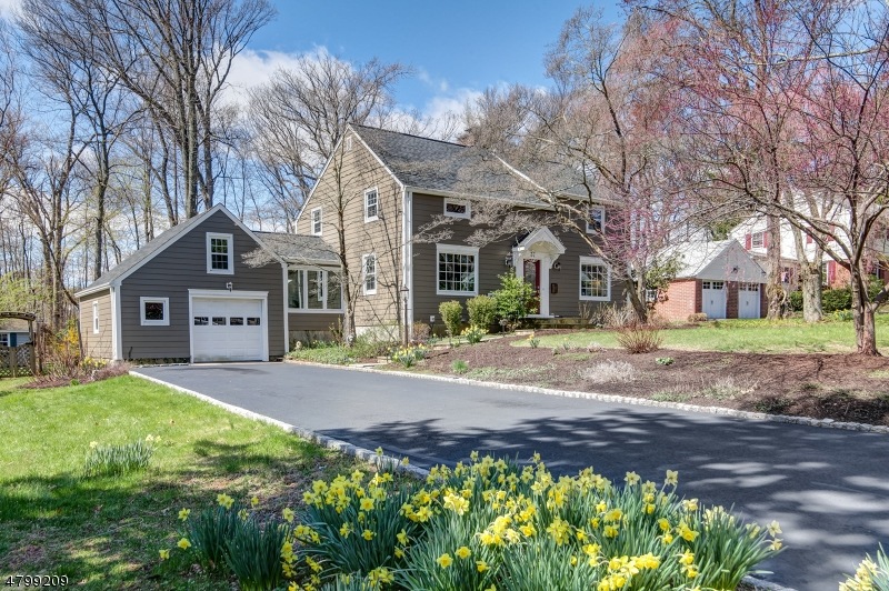 37 Old Colony Rd, Bernardsville, NJ 07924 - photo 1