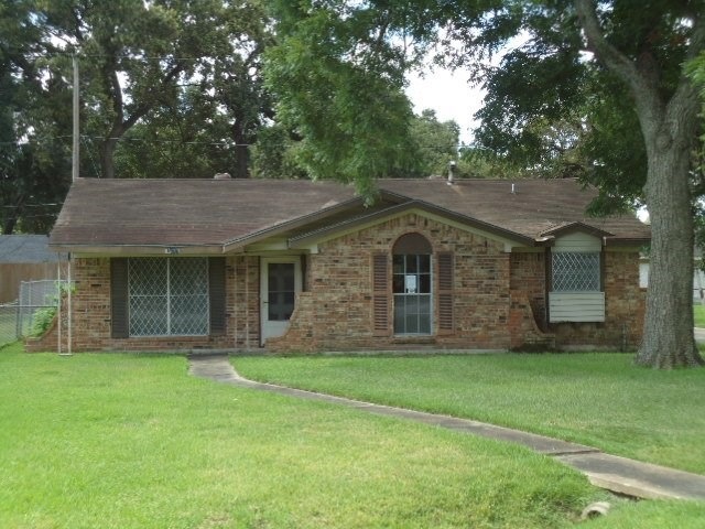 3227 Dalview St, Houston, TX 77091 - photo 1