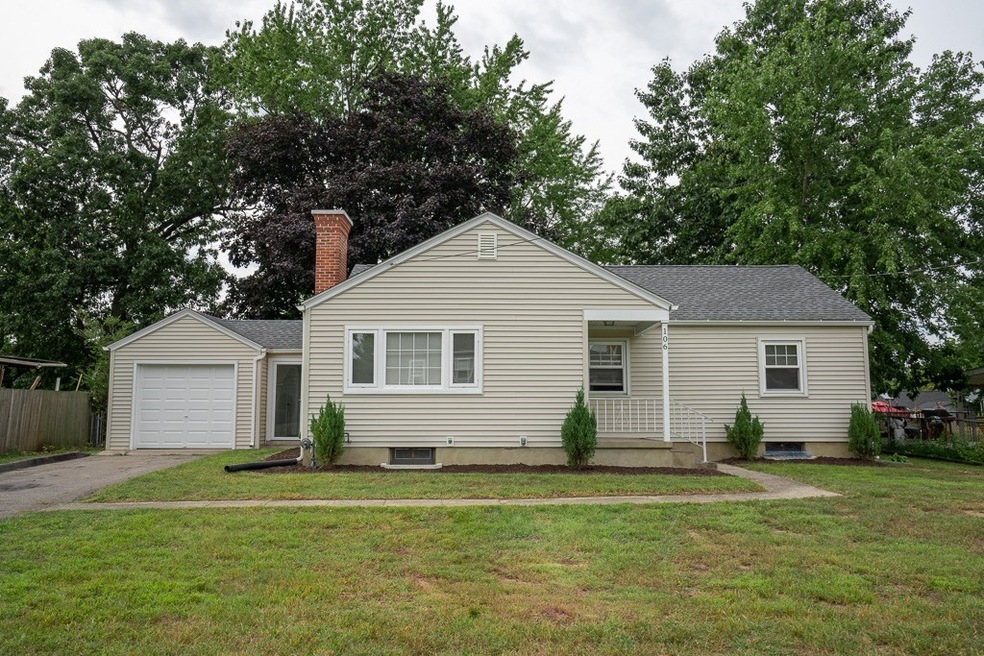 106 Mandalay Rd, Chicopee, MA 01020 - photo 1