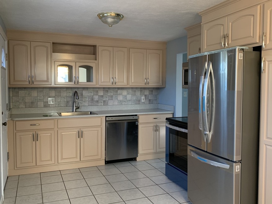 52 Catalina Rd, Lynn, MA 01905 - photo 1