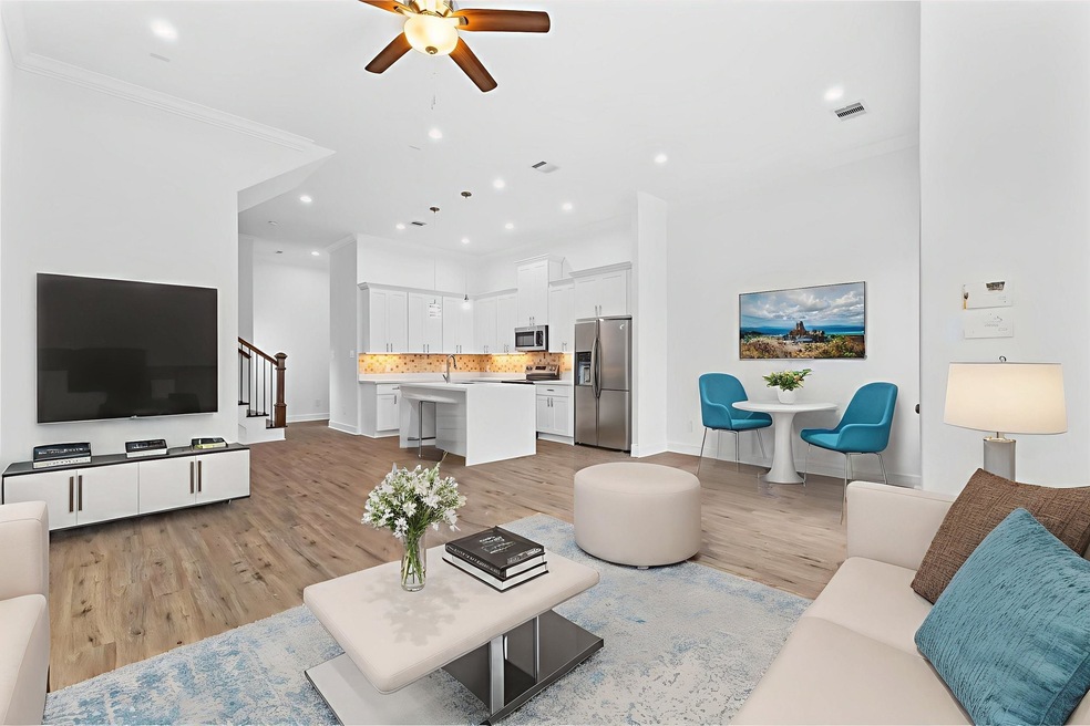 7805 Farnsworth St unit A, Houston, TX 77022 - photo 1