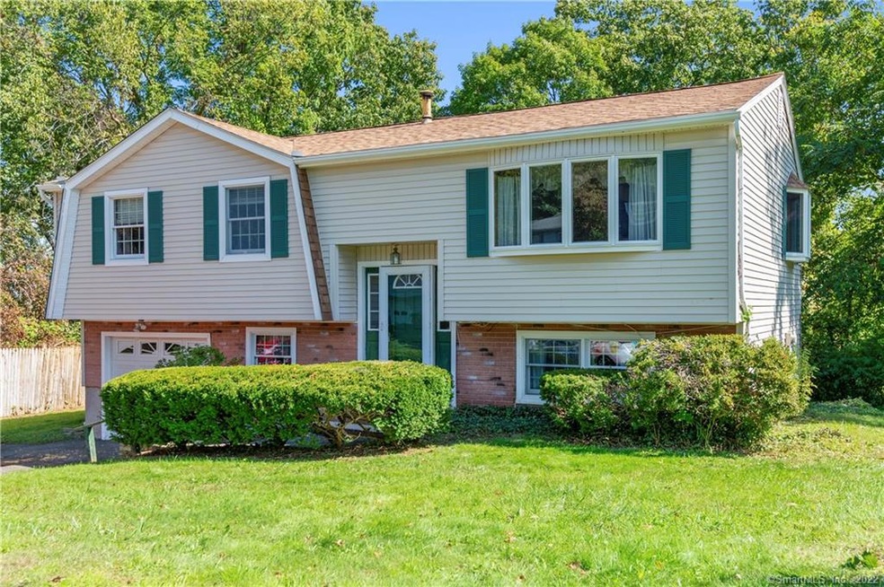 41 Sunrise Hill, Meriden, CT 06451 - photo 1