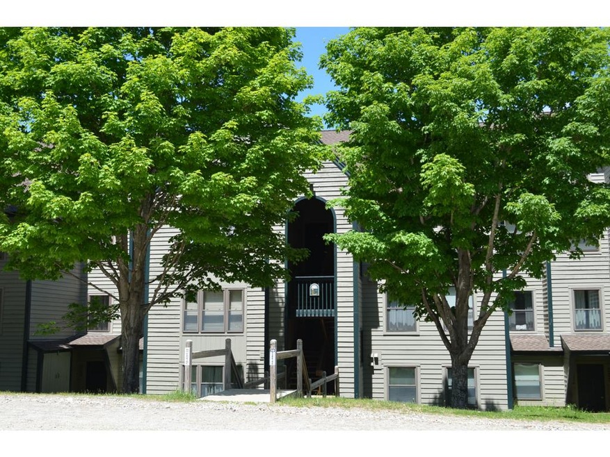 22 Harrison Ln unit L-205, Ludlow, VT 05149 - photo 1