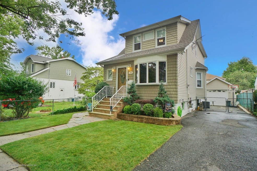 121 Barclay Ave, Staten Island, NY 10312 - photo 1