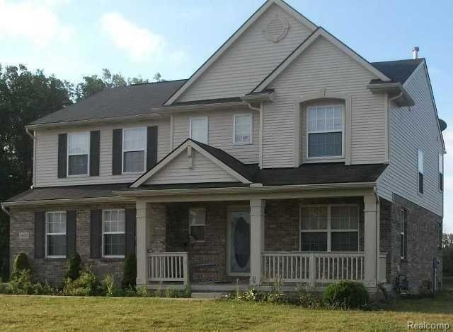 7470919135 front view.jpg