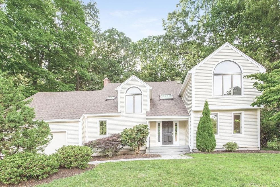 22 Canterbury Ln, Unionville, CT 06085 - photo 1