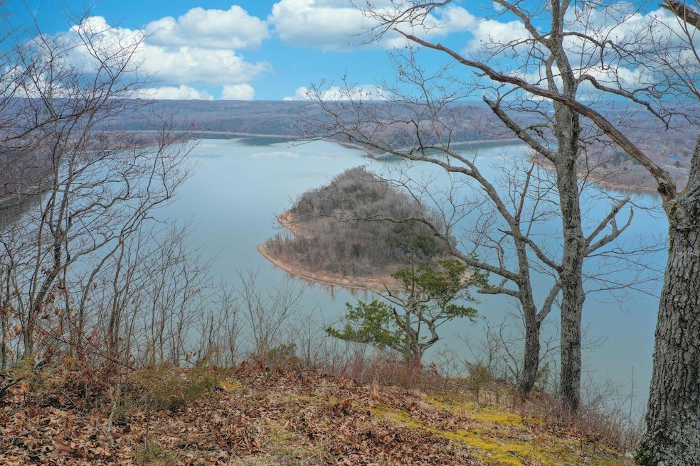 For Sale $215,000 • Co-Listing Agent