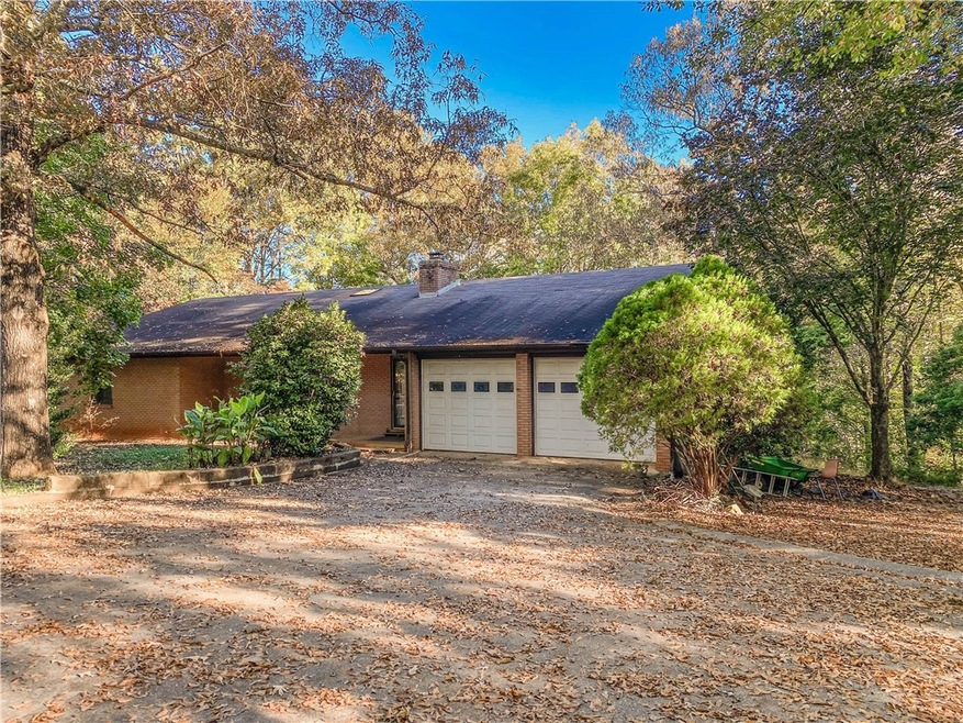 145 Warner Mill Rd, Walhalla, SC 29691 - photo 1