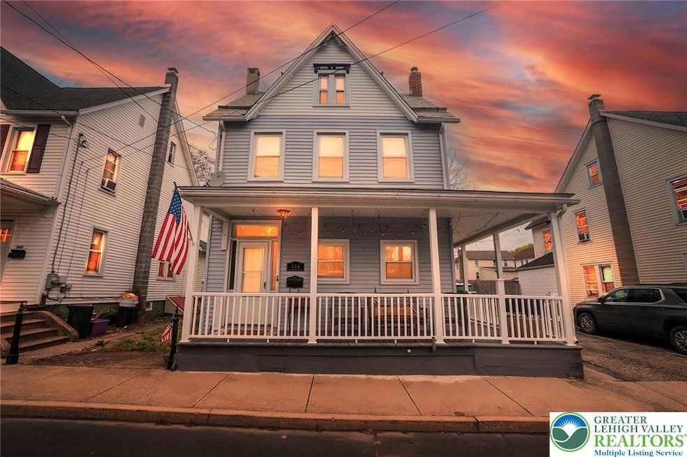 444 Broad St, Pen Argyl, PA 18072 - photo 1