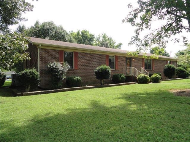 107 Russell St, Shelbyville, TN 37160 - photo 1