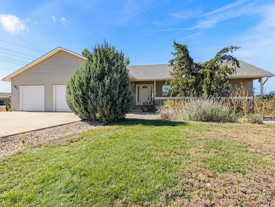 1003 S Quantico Dr, Pueblo, CO 81007 - photo 1