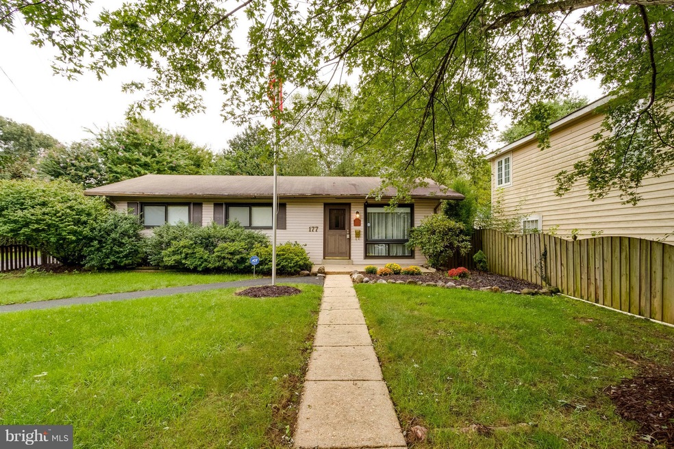 177 Martin Dr, Manassas Park, VA 20111 - photo 1