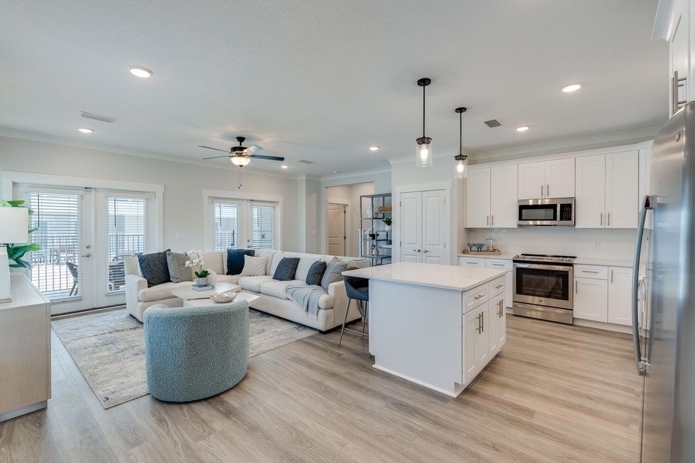 Sold $565,000