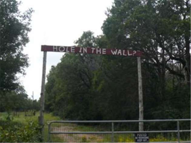 Entrance/Gate