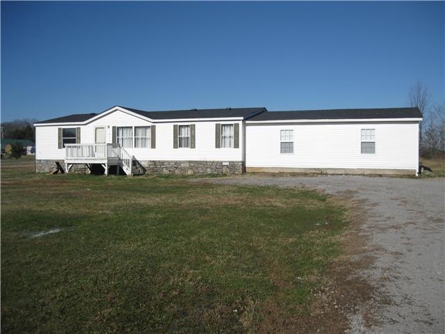 2210 Pardee Rd, Lewisburg, TN 37091 - photo 1