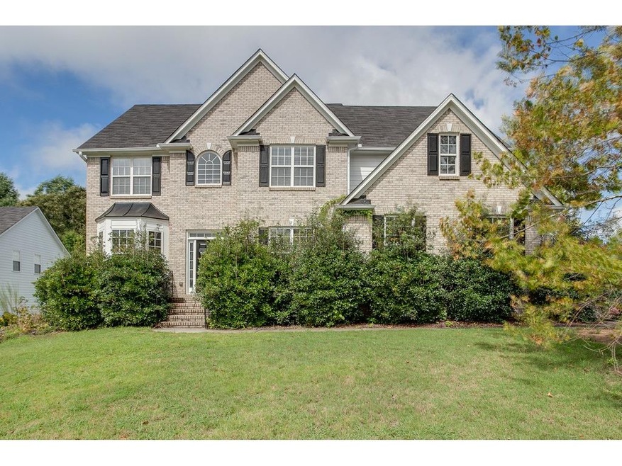 Beautiful bricks front home in Roxwood Park Subdiv