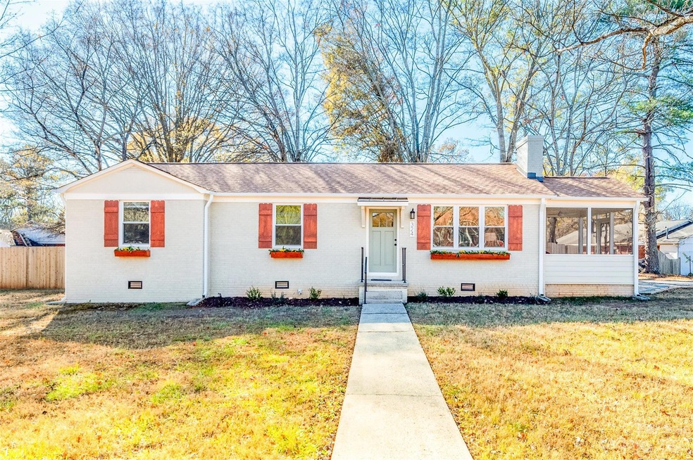 324 Fieldstone Cir, Statesville, NC 28677 - photo 1