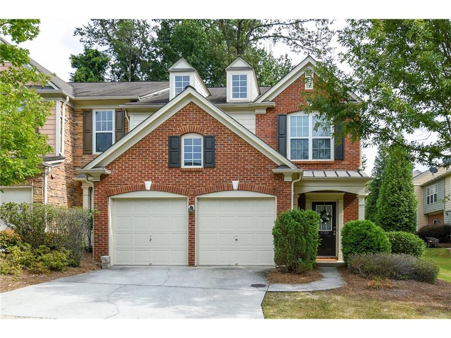 BEAUTIFUL THREE BEDROOM BRICK FRONT TOWN HOME