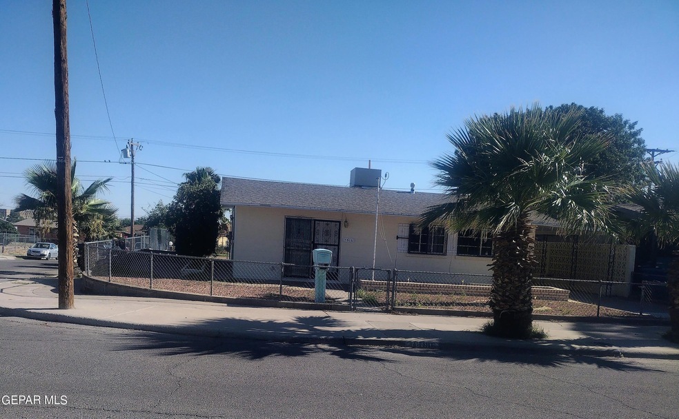 7816 La Grange Ct, El Paso, TX 79915 - photo 1