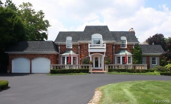 361LakeShore.jpg