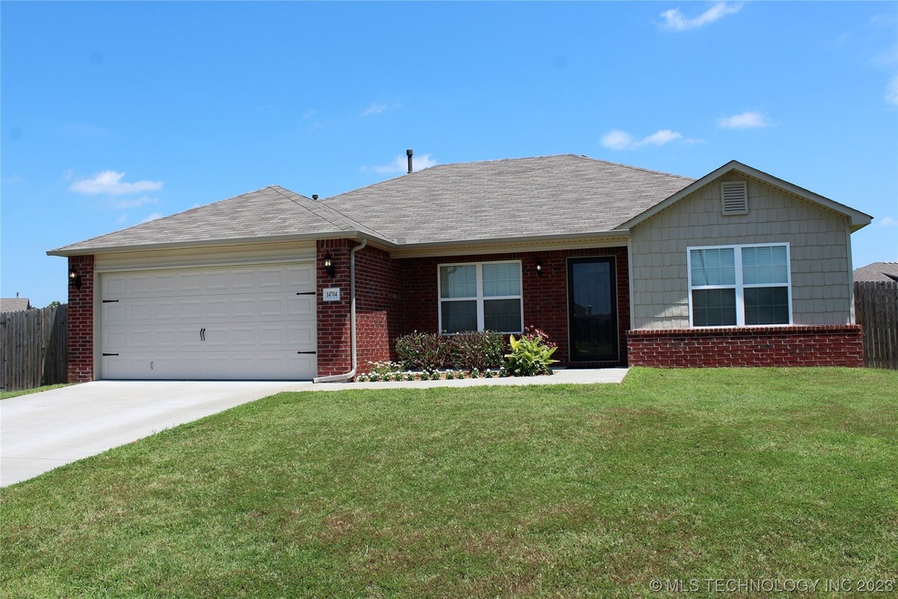 14704 S Hickory Cir, Glenpool, OK 74033 - photo 1