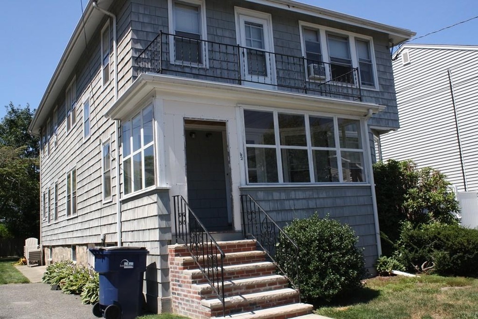 42 Garnet Rd unit 1, West Roxbury, MA 02132 - photo 1