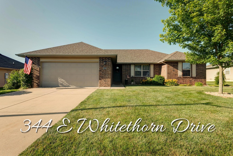344 E Whitethorn Drive - Republic