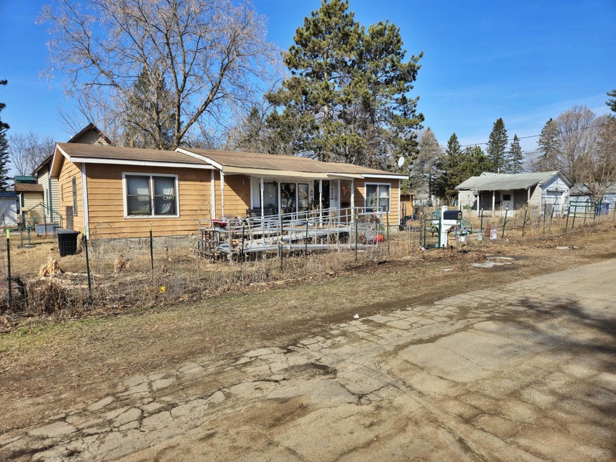 402 Stevens Ave, Park Rapids, MN 56470 - photo 1