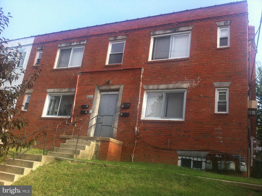5033 Hanna Place SE unit 2, Washington, DC 20019 - photo 1