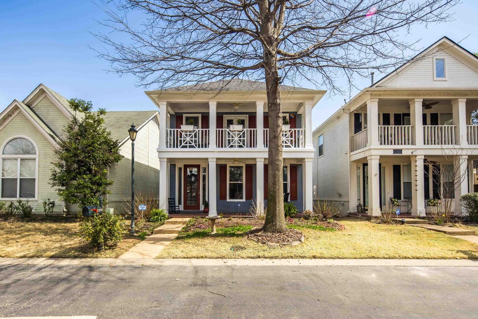 View of front of house with covered porch, ceiling