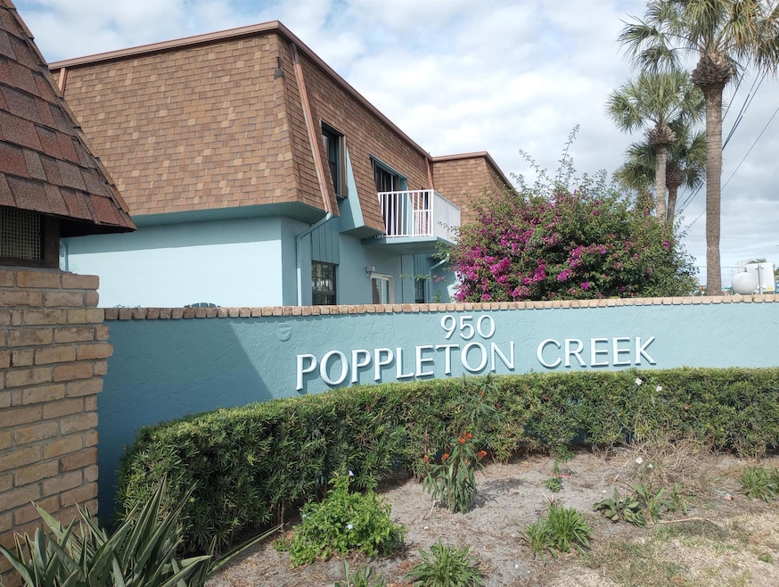 950 S Kanner Hwy unit A21, Stuart, FL 34994 - photo 1