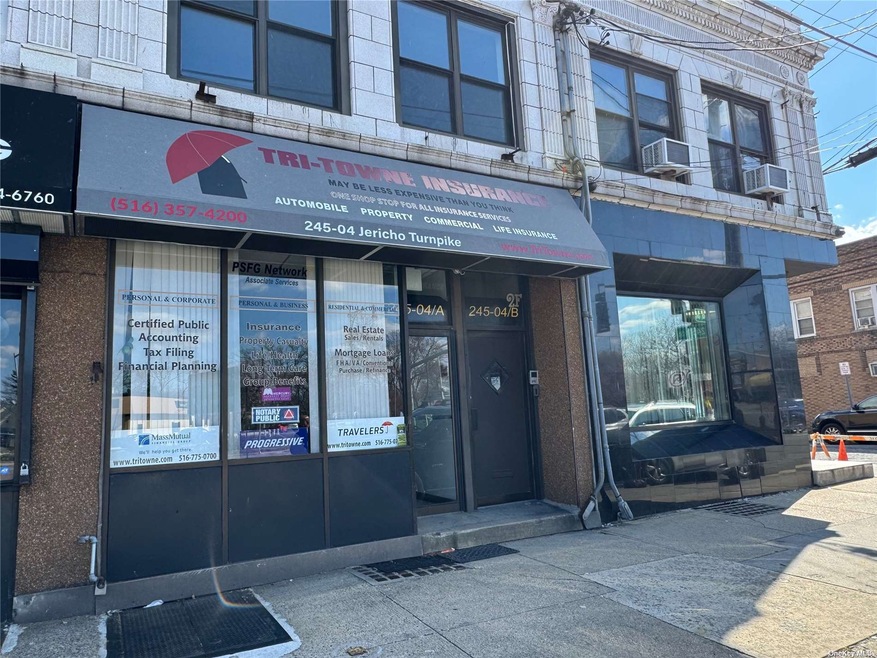 24504 Jericho Turnpike unit 2 Fl, Floral Park, NY 11001 - photo 1