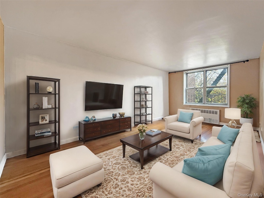 Archer Coop unit 5L, Bronx, NY 10460 - photo 1