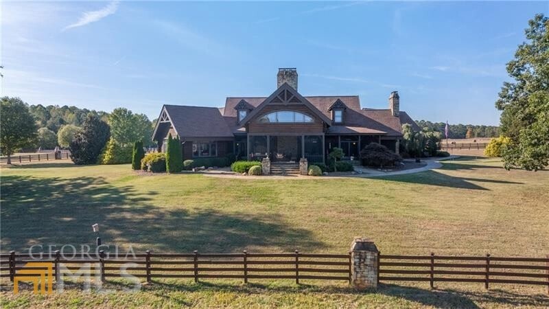 Sold $2,900,000 • Co-Listing Agent