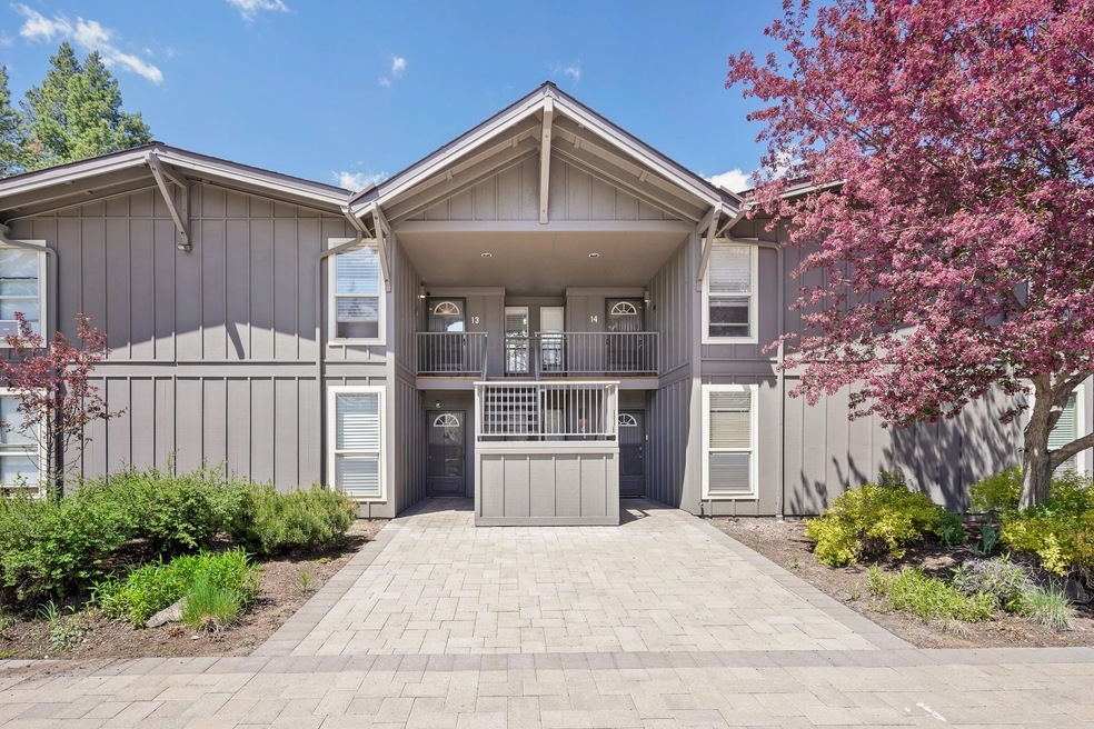 57057 Abbot House Ln unit 13, Sunriver, OR 97707 - photo 1