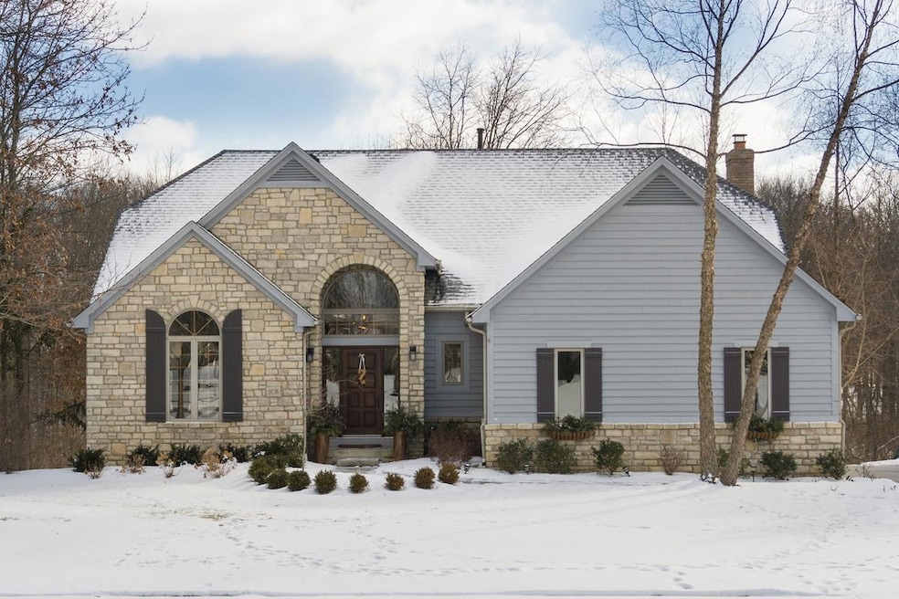 9776 New California Dr, Plain City, OH 43064 - photo 1