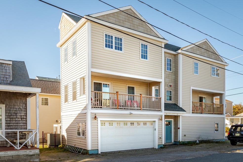 34 River Ave, Hampton, NH 03842 - photo 1