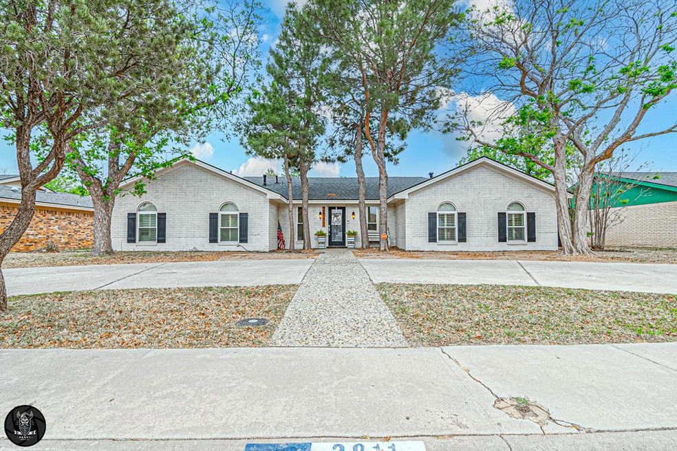 Under Contract $399,000