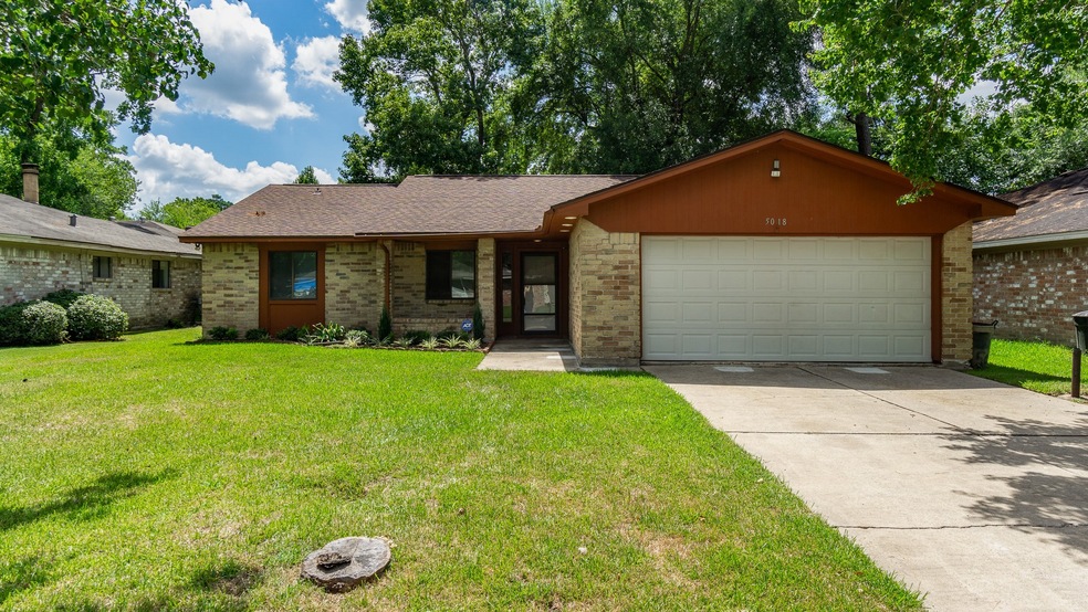 5018 Fitzwater Dr, Spring, TX 77373 - photo 1