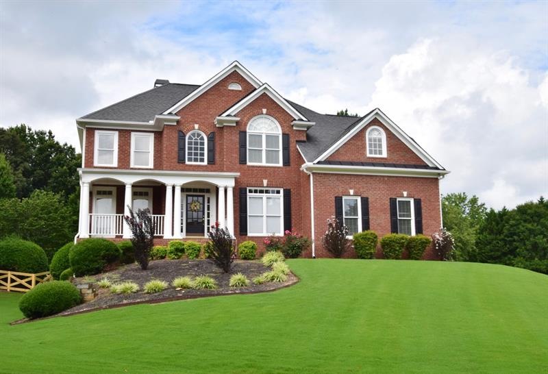 Stunning 6 BR/4 Ba Brick in Woodmont!
