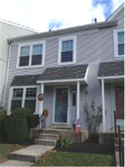 658 Kenney Ln, Brookhaven, PA 19015 - photo 1